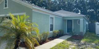 3 Bedroom / 2 Bath / 2 Car Garage Gallery 9