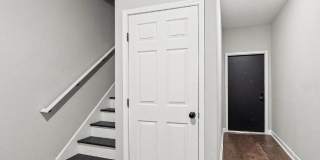 2301 Whittier Avenue - 1 Gallery 15