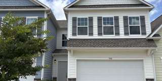 Updated 3 Bedroom Townhome with Harrisburg Schools Gallery 1