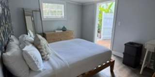 Old Town Cottage Ready for Move In! Gallery 4