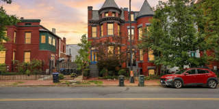 210 8TH Street SE Gallery 1