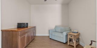 1937 SCARLETT AVENUE Gallery 18