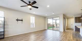 Pulte Townhouse Available Now! Gallery 6