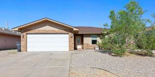 Conveniently located 3 Bedroom with 2 Car Garage Gallery 1