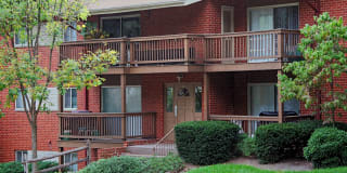 Montrose Manor Gallery 18