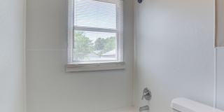 COMING SOON! Newly Renovated 2 Bed / 1 Bath house! Apply today! Gallery 1
