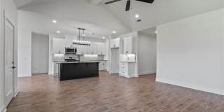 110 N Banner Avenue Gallery 11