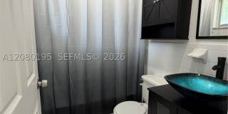 11060 SW 221st Ter Gallery 8