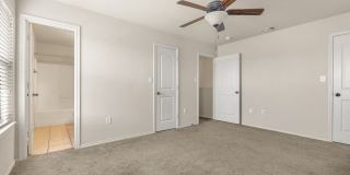 AVAILABLE NOW! Nice 3 Bedroom Duplex located in New Braunfels! Gallery 12