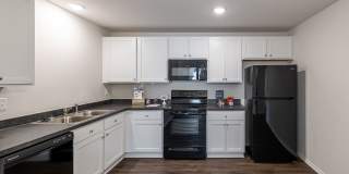 Now Leasing: 2,3, & 4-Bedroom Duplexes at Woodward Park with Attached Garage—Apply Today! Gallery 25