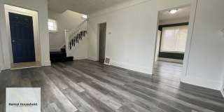 Huge 4 Bedroom Colonial Gallery 1