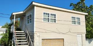 700 1/2 W 16th Street (BILLS PAID- not including tv or wifi) Gallery 1