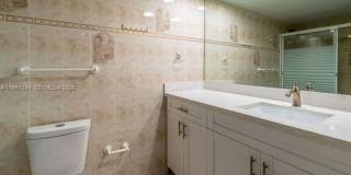5401 Collins Ave appt 919 (A11961091) Gallery 27