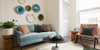 Margaux Gallery 33
