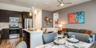 Overture Stone Oak Age 55+ Apartment Homes Gallery 15
