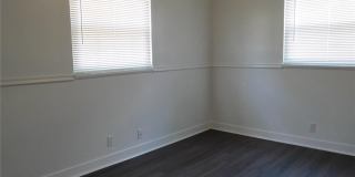 283 Ramsey Lane Gallery 11