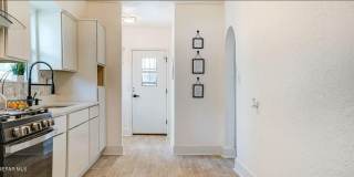 4012 TROWBRIDGE Drive Gallery 29