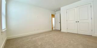 5 Bedroom, 3.5 Bathroom Home w/ Office and 2 Car Garage Gallery 39