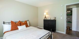 Flats on the Row Gallery 18