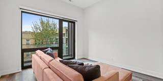 2317 N Clark Gallery 2