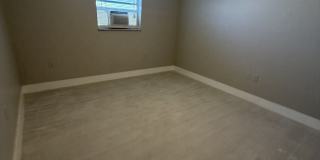 1905 Winkler Ave Gallery 3