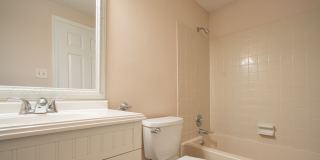 Spacious 3 bedroom home in desirable SW Durham! Super dog friendly with large fenced yard! Gallery 22