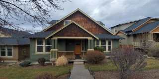 SPACIOUS SINGLE FAMILY HOME LOCATED IN SW REDMOND! Gallery 1