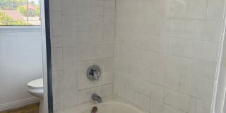 Charming 2-Bedroom Home for Rent – 649 West 8th St - B, San Bernardino, CA 92410 Gallery 26