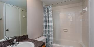 The Landings at Pembroke Lakes Apartments Gallery 8