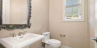 3508 Red River St - spacious 6 bed walking to UT for Aug 2028 Gallery 11