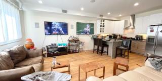 Beautiful 6 Bed Condo Style Apartment Available 9/1/26 Gallery 11