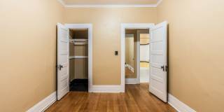 Carlyle Apartments Gallery 35