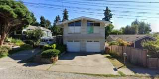 Charming 3 Bed 2 Bath Home with 2-Car Garage in Maple Leaf Gallery 1