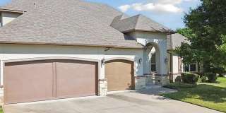 Stunning and Beautiful 4 bed, 4 bath home in Bixby!!! Gallery 1