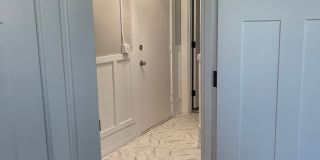 Elegant Renovation! HUGE 1 Bed 1 Bath Available Now! Gallery 43
