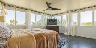 3 Bedroom 1.5 Bath Modern Farmhouse near JT National Park * MOVE IN SPECIAL* Gallery 17