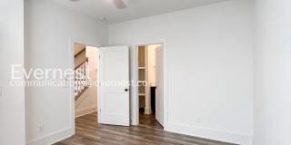 206 North 9th Street Gallery 19