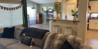 722 W Canary Gallery 12