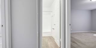 Country Club Apartments Gallery 19