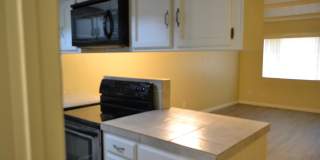 1200 E River Road Gallery 4