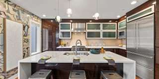 Stunning 2 Bed 3 Bath Home in Queen Anne Gallery 21