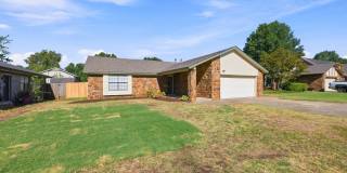 Charming 3 bed, 2 bath home in desirable Indian Springs area Gallery 4