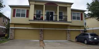 Spacious 3 Bed 2.5 Bath Condo in Gated Tucker Oaks Community with No Rear Neighbors! Gallery 1