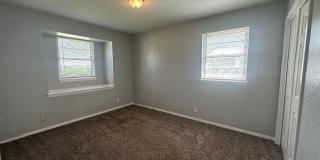 3 Bed 1.5 Bath Gallery 40
