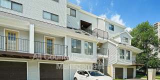 1611 Carriage House Ter Gallery 1