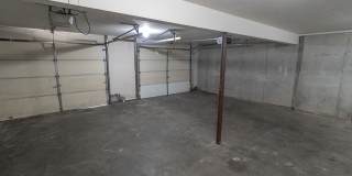 Charming and Spacious South Side 3-Bedroom Duplex Gallery 27