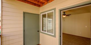 Oak Springs Apartments Gallery 9