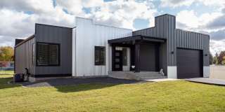 Fully Furnished New 5 Bed, 3 Bath Modern Home with over 3,241 Sq. Ft. on 2 Acres- MEAD SCHOOL DISTRICT!! Gallery 1