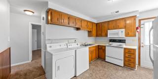 Cozy Two Bedroom Apartment Gallery 56