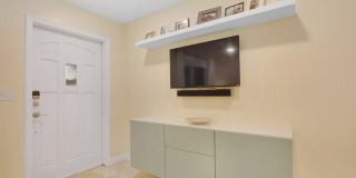 721 N Lakeside Drive Gallery 8